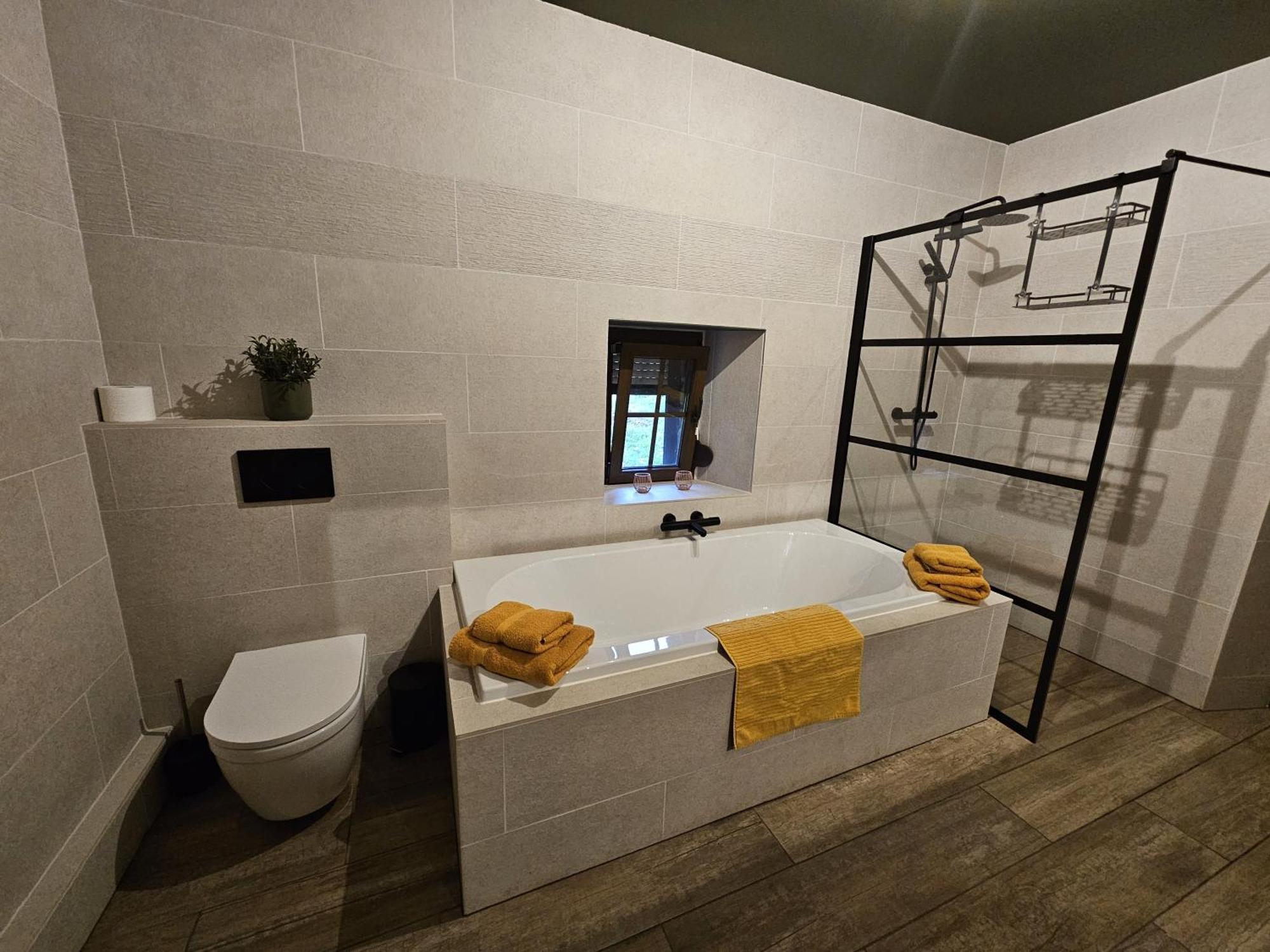 Bed and Breakfast Ferme La Joye Houffalize Zewnętrze zdjęcie